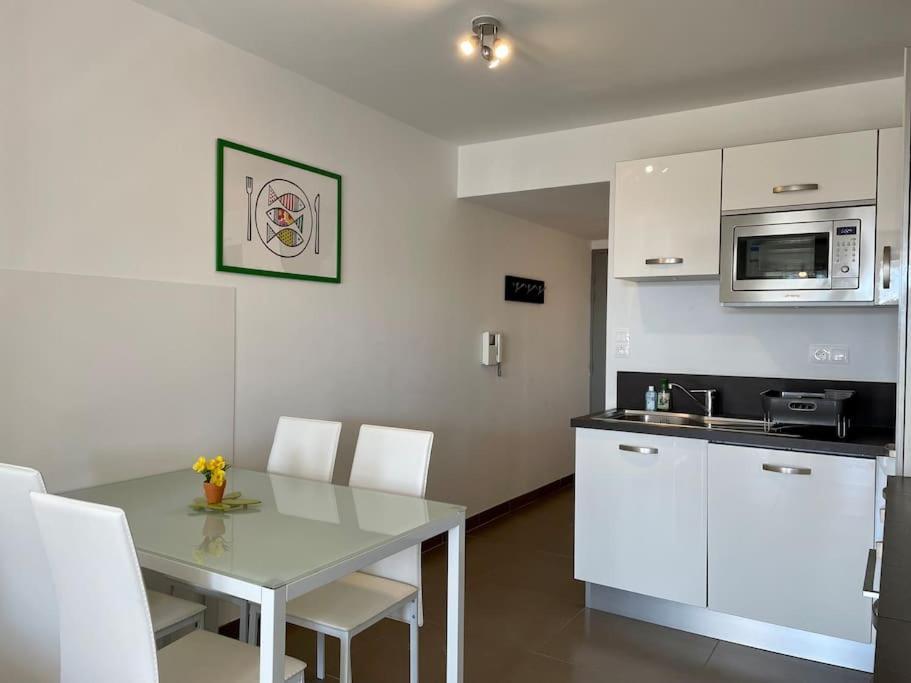17 - Appartement Neuf, Parking Terrasse Et Jolie Vue Bandol Exteriör bild