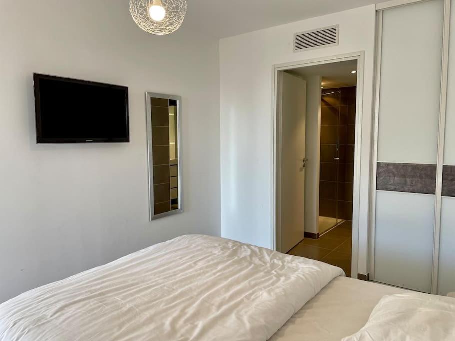 17 - Appartement Neuf, Parking Terrasse Et Jolie Vue Bandol Exteriör bild
